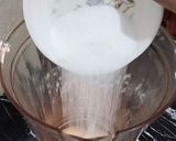 A picture of step 3 of Cocktail Slush.