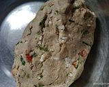 मसाला बाजरा रोटी (masala bajra roti recipe in Hindi) रेसिपी चरण 3 फोटो