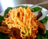 รูปขั้นตอนการทำที่ 3 ของ ขนมจีนผัดน้ำพริกอ่องไส้อั่ว Spicy Somen #leftover #upcycle no.14