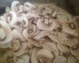 Foto del paso 2 de la receta: pollo a la crema