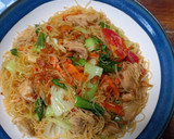 Foto langkah ke 7 dari resep Bihun Goreng Ayam.