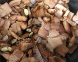 Hình bước làm 1 của món Thịt kho đậu