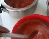 A picture of step 2 of Tomato soup.