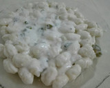 Foto del paso 3 de la receta: Ñoquis con crema de verdeo y dos quesos!!!