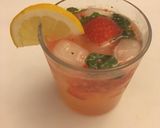 A picture of step 2 of Strawberry and ginger beer cocktail.