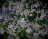Foto del paso 4 de la receta: Raviolones a los cuatro quesos con crema al verdeo