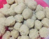 Foto langkah ke 4 dari resep Cilok kuah.