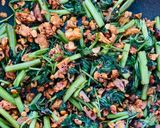 Foto langkah ke 6 dari resep Tumis Kangkung Tempe.