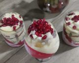 A picture of step 7 of Jelly custard shots.