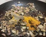 A picture of step 4 of Paneer chingari.