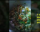 A picture of step 5 of Fried rice with spinach and pineapple.