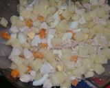 Foto del paso 3 de la receta: Salpicón de Pollo😋..🍗🍸
