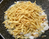Foto del paso 2 de la receta: Bacalao “A bras” o Bacalao dorado