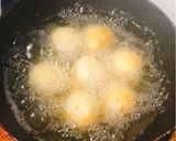 Hình bước làm 5 của món Coxinhas (Brazilian chicken croquettes)