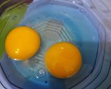 Foto langkah ke 2 dari resep Martabak Telor mudah.