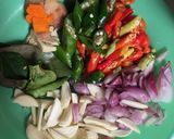 Foto langkah ke 2 dari resep Tumis Ati-Ampela Mercon.
