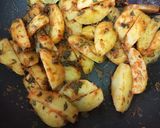 A picture of step 4 of Jeera aloo.