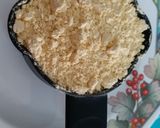 A picture of step 2 of Suji Besan Snack (Suji Besan ka Nasta).
