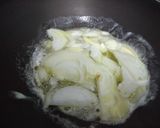 Foto del paso 2 de la receta: Chauchas, papas y cebolla a la manteca