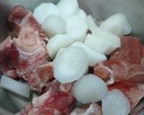 Hình bước làm 1 của món Bún Mọc sườn non