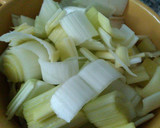 Foto del paso 2 de la receta: Salsa de romero (ideal para cordero)