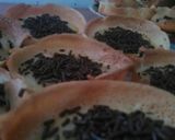 Foto langkah ke 6 dari resep Terangbulan/Martabak Manis Mini ala Evi.