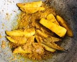 A picture of step 4 of Rui Macher jhhol or Rui Macher Kalia.