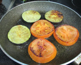 Foto del paso 3 de la receta: Pan Rustik Bakery de semillas con tomate y berenjena al ajo