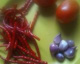 Foto langkah ke 4 dari resep ikan sambal pedas.