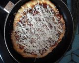 Foto langkah ke 6 dari resep meat pizza teflon ala ibu dhifa.