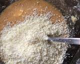 White chocolate mocha with caramel cupcake recipe step 2 photo