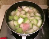 Hình bước làm 3 của món Canh giò heo bí đao