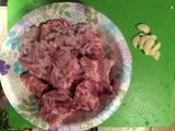 Sườn ram mật ong, nước mắm