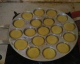 Foto langkah ke 3 dari resep Kue Cubit Green Tea Topping Wijen.