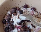 Foto del paso 5 de la receta: Cuenco de yogur natural con arándanos helados y chocolate, en 35 segundos, para un día de 35° 🥵