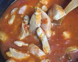 Foto del paso 2 de la receta: Pollo en tomate con aprovechamiento