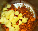 Foto del paso 4 de la receta: Lentejas con oreja en olla express