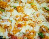 A picture of step 1 of Chicken Tikka creamy pizza.
