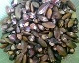 Hình bước làm 1 của món CANH HẾN NẤU HOA CHUỐI