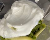 Une image de l'étape 1 de Smoothie kiwi fromage blanc.