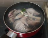 Foto langkah ke 2 dari resep Opor Ayam & Tahu Bumbu Kuning.