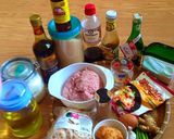 Hình bước làm 1 của món Thịt viên sư tử kiểu Tàu