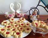 Hình bước làm 6 của món Plum Blossom Cookies( Bánh quy hoa hình hoa mận) 