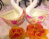 Hình bước làm 13 của món Rose Apple Pie: Bánh táo hoa hồng