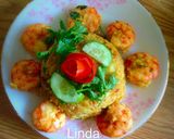 Hình bước làm 8 của món Cơm chiên dứa kiểu Thái (khao phat sapparot)