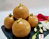 खमंग बेसन रवा लाडू (besan rava ladoo recipe in marathi) रेसिपी स्टेप 5 फोटो