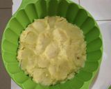 Foto langkah ke 2 dari resep Swedish Meatball with Mash Potato and Frozen Vegie.