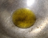 ரவா கிச்சடி (Rava khichadi recipe in tamil) ரெசிபி ஸ்டேப் 1 புகைப்படம்