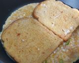 A picture of step 4 of Egg Sandwich with Chicken n Cheese !.