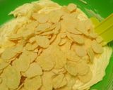 Foto langkah ke 1 dari resep Corn Flakes Cookies.
